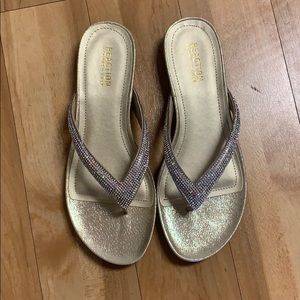 NEW Sparkly flip flops